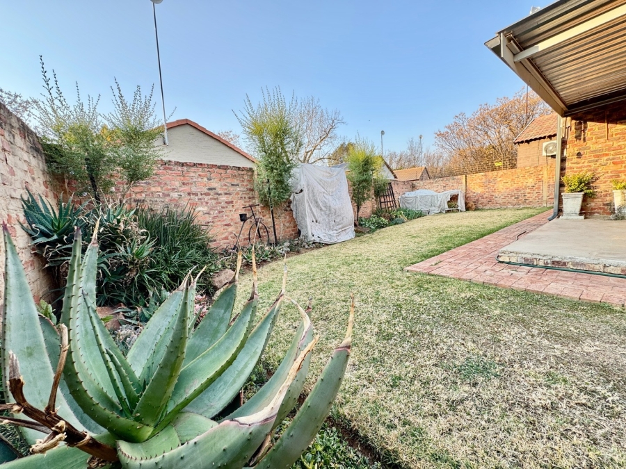 3 Bedroom Property for Sale in Mooivallei Park North West